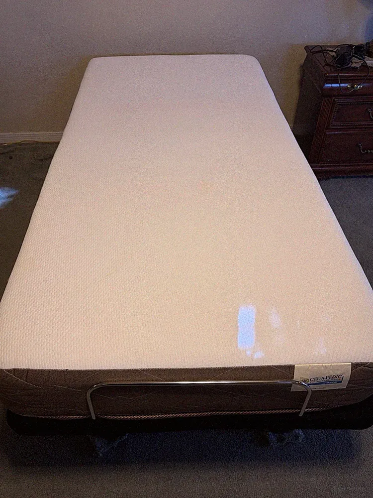 Individual Reclining Bed